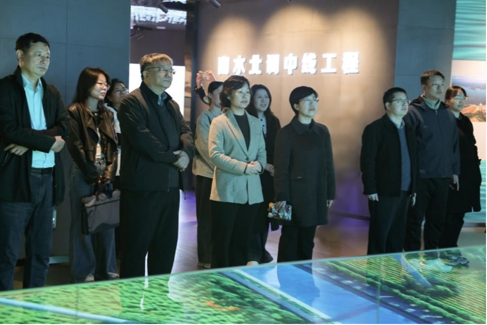 1762161896586951.png 1762161896586951.png