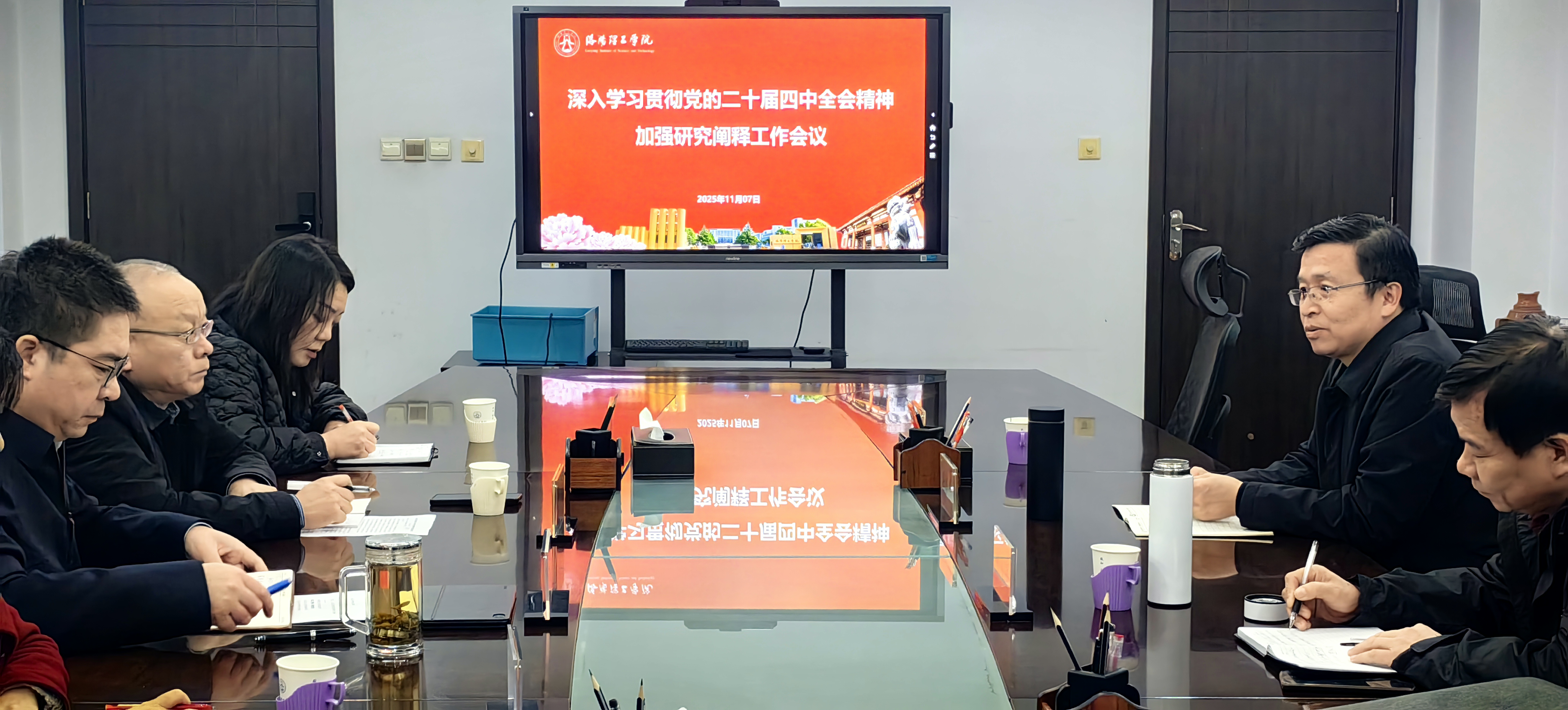 1764208903304178.png 1764208903304178.png